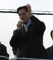 081122okada2980.jpg