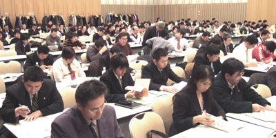 春闘討論集会画像