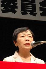 挨拶する「あいはらくみこ」さん